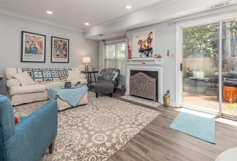 3742 CHARLESTON SQUARE PL, Memphis, Tennessee 38122, 2 Bedrooms Bedrooms, 4 Rooms Rooms,2.1 BathroomsBathrooms,Residential,For Sale,CHARLESTON SQUARE,10222012