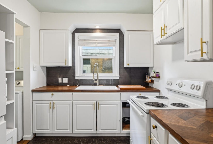 38 HOLMES ST, Memphis, Tennessee 38111, 2 Bedroom Bedrooms, 0 ,1 BathroomBathrooms,Duplexes,For Sale,HOLMES,0,10222027