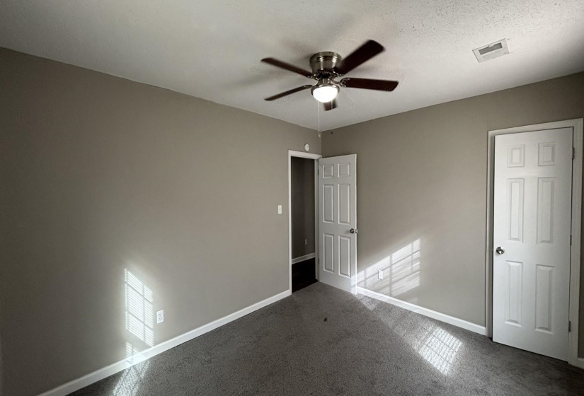1272 SEMMES ST, Memphis, Tennessee 38111, 3 Bedrooms Bedrooms, 8 Rooms Rooms,1.1 BathroomsBathrooms,Rental Properties,For Sale,SEMMES,10222045