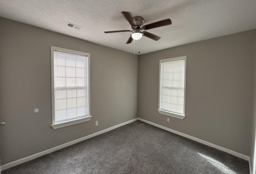 1272 SEMMES ST, Memphis, Tennessee 38111, 3 Bedrooms Bedrooms, 8 Rooms Rooms,1.1 BathroomsBathrooms,Rental Properties,For Sale,SEMMES,10222045