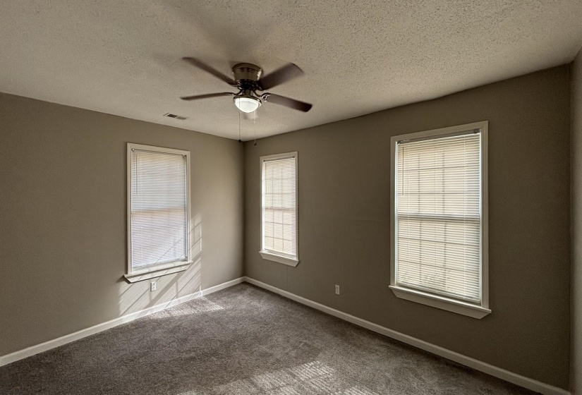 1272 SEMMES ST, Memphis, Tennessee 38111, 3 Bedrooms Bedrooms, 8 Rooms Rooms,1.1 BathroomsBathrooms,Rental Properties,For Sale,SEMMES,10222045