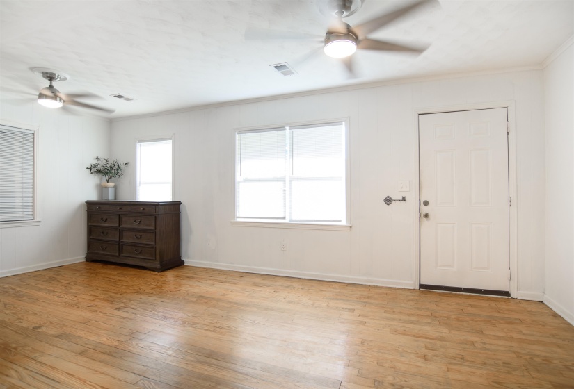220 THIRD ST, Rossville, Tennessee 38066, 2 Bedroom Bedrooms, 5 Room Rooms,1 BathroomBathrooms,Residential,For Sale,THIRD,0,10222022