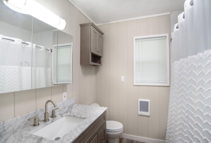 220 THIRD ST, Rossville, Tennessee 38066, 2 Bedroom Bedrooms, 5 Room Rooms,1 BathroomBathrooms,Residential,For Sale,THIRD,0,10222022
