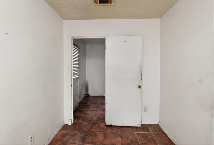 3451 BIRDSONG FERRY RD, Memphis, Tennessee 38118, 2 Bedroom Bedrooms, 5 Room Rooms,1 BathroomBathrooms,Residential,For Sale,BIRDSONG FERRY,0,10222024