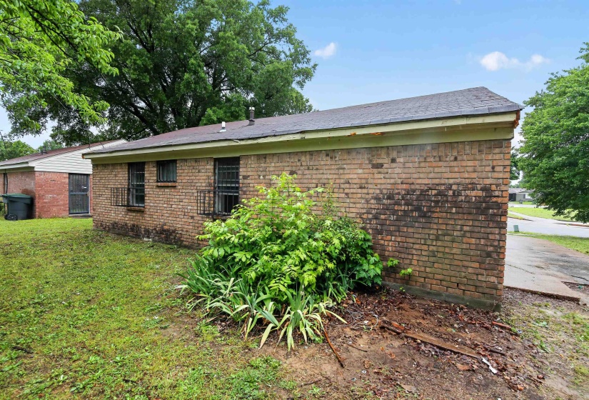 3451 BIRDSONG FERRY RD, Memphis, Tennessee 38118, 2 Bedroom Bedrooms, 5 Room Rooms,1 BathroomBathrooms,Residential,For Sale,BIRDSONG FERRY,0,10222024
