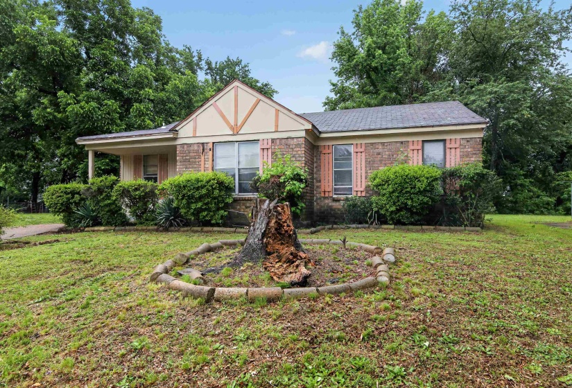 3451 BIRDSONG FERRY RD, Memphis, Tennessee 38118, 2 Bedroom Bedrooms, 5 Room Rooms,1 BathroomBathrooms,Residential,For Sale,BIRDSONG FERRY,0,10222024