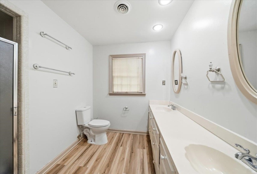 941 EASTWOOD TER, Collierville, Tennessee 38017, 4 Bedroom Bedrooms, 8 Room Rooms,3 BathroomBathrooms,Residential,For Sale,EASTWOOD,0,10222029