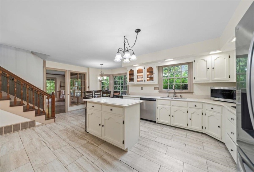941 EASTWOOD TER, Collierville, Tennessee 38017, 4 Bedroom Bedrooms, 8 Room Rooms,3 BathroomBathrooms,Residential,For Sale,EASTWOOD,0,10222029
