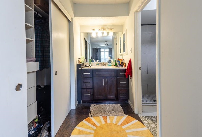 805 CREEKSIDE DR, Memphis, Tennessee 38117, 2 Bedrooms Bedrooms, 5 Rooms Rooms,2 BathroomsBathrooms,Residential,For Sale,CREEKSIDE,10222036