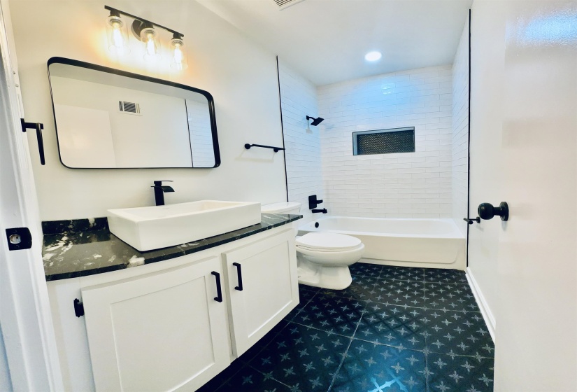 4003 LEHI DR, Memphis, Tennessee 38128, 3 Bedrooms Bedrooms, 5 Rooms Rooms,2 BathroomsBathrooms,Residential,For Sale,LEHI,10222039
