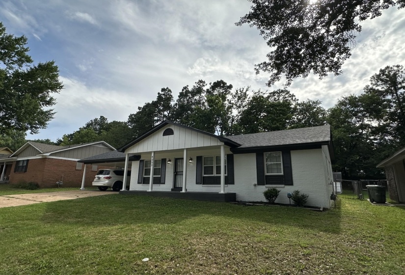 4003 LEHI DR, Memphis, Tennessee 38128, 3 Bedrooms Bedrooms, 5 Rooms Rooms,2 BathroomsBathrooms,Residential,For Sale,LEHI,10222039