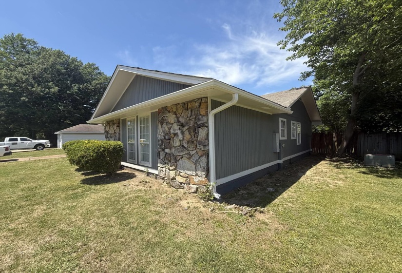 6136 SCARLET LEAF DR, Memphis, Tennessee 38141, 3 Bedroom Bedrooms, 6 Room Rooms,2 BathroomBathrooms,Residential,For Sale,SCARLET LEAF,0,10222043