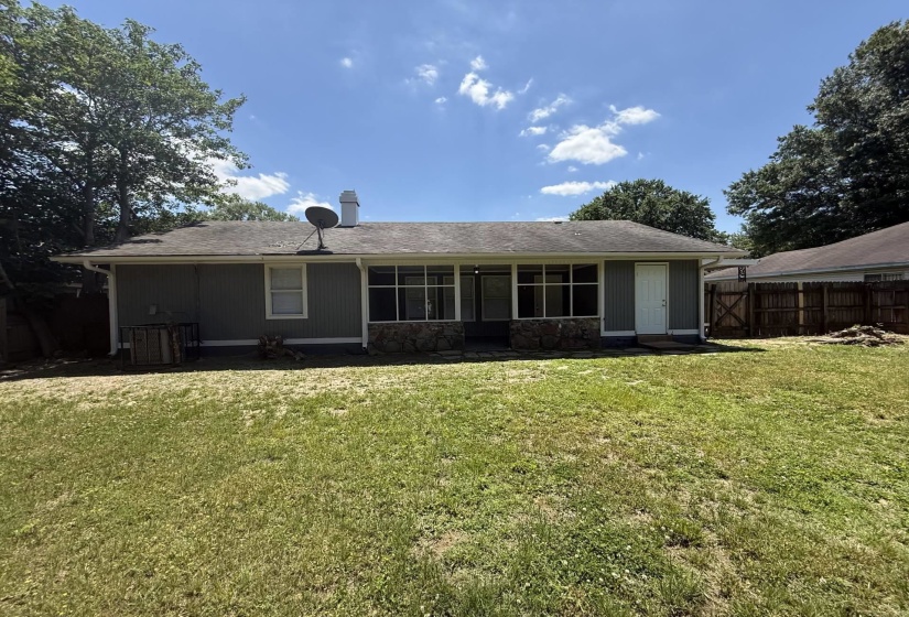 6136 SCARLET LEAF DR, Memphis, Tennessee 38141, 3 Bedroom Bedrooms, 6 Room Rooms,2 BathroomBathrooms,Residential,For Sale,SCARLET LEAF,0,10222043