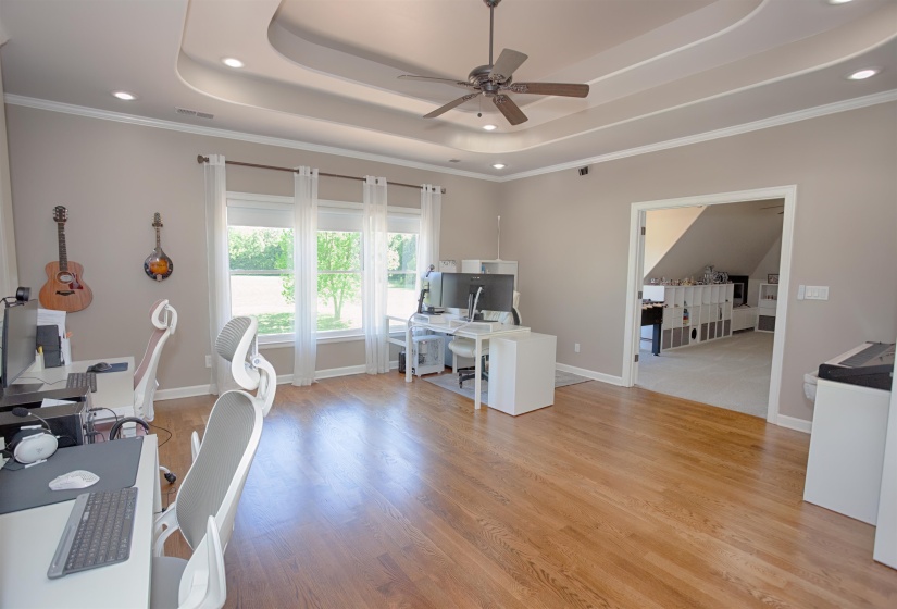 220 SOUTHMILL DR, Eads, Tennessee 38028, 6 Bedrooms Bedrooms, 17 Rooms Rooms,4.1 BathroomsBathrooms,Residential,For Sale,SOUTHMILL,10222053