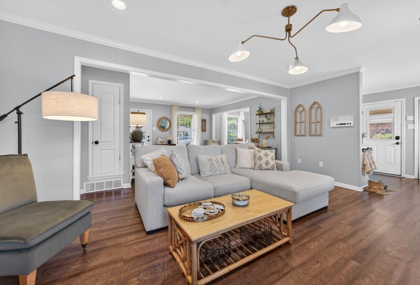 895 BARBARA LYNN DR, Collierville, Tennessee 38017, 3 Bedrooms Bedrooms, 7 Rooms Rooms,2 BathroomsBathrooms,Residential,For Sale,BARBARA LYNN,10222056