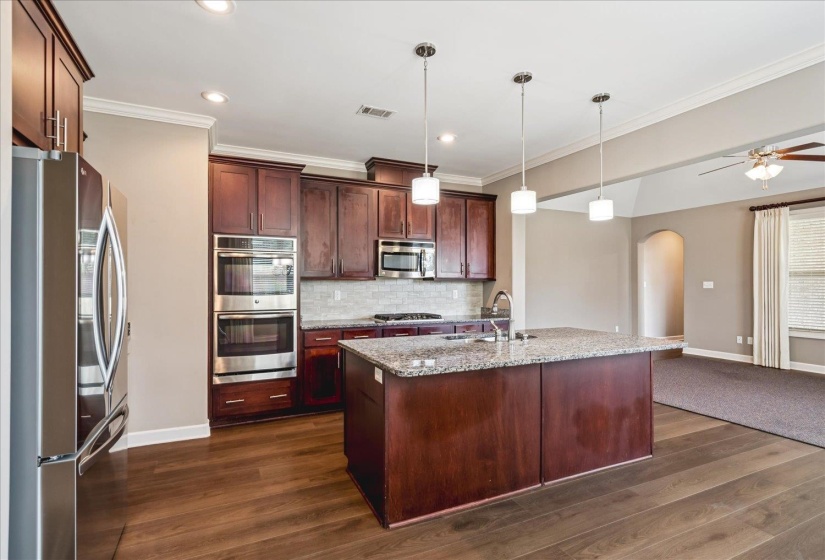 356 DOGWOOD VALLEY DR, Collierville, Tennessee 38017, 3 Bedrooms Bedrooms, 7 Rooms Rooms,2 BathroomsBathrooms,Residential,For Sale,DOGWOOD VALLEY,10222063