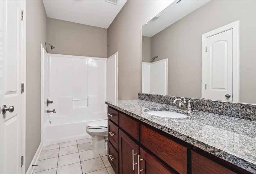 356 DOGWOOD VALLEY DR, Collierville, Tennessee 38017, 3 Bedrooms Bedrooms, 7 Rooms Rooms,2 BathroomsBathrooms,Residential,For Sale,DOGWOOD VALLEY,10222063