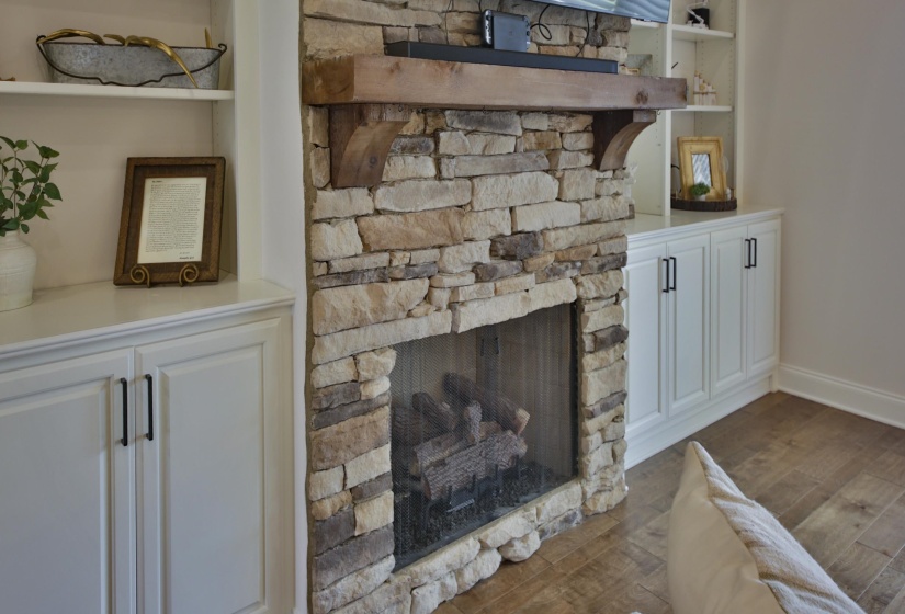173 CATALPA CV, Atoka, Tennessee 38004, 5 Bedrooms Bedrooms, 8 Rooms Rooms,3 BathroomsBathrooms,Residential,For Sale,CATALPA,10222067