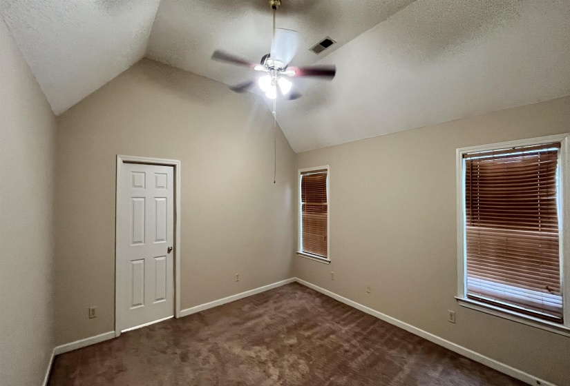 7276 AMBERLY WAY DR, Unincorporated, Tennessee 38018, 3 Bedrooms Bedrooms, 5 Rooms Rooms,2 BathroomsBathrooms,Rental Properties,For Sale,AMBERLY WAY,10222118