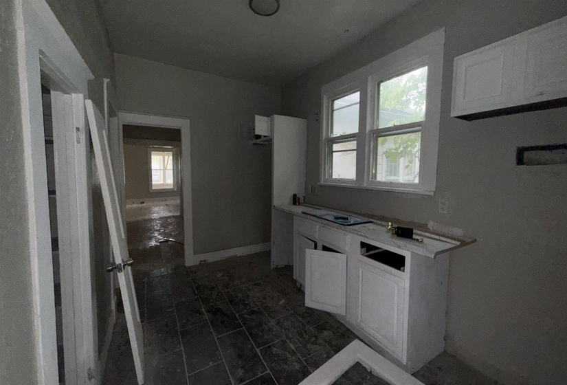 1702 NETTLETON AVE, Jonesboro, Arkansas 72401, 5 Bedroom Bedrooms, 10 Room Rooms,3 BathroomBathrooms,Residential,For Sale,NETTLETON,0,10217378
