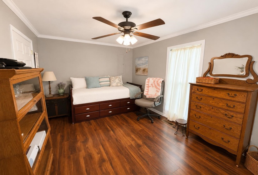 246 COLLINS ST, Ripley, Tennessee 38063-8042, 3 Bedrooms Bedrooms, 7 Rooms Rooms,2 BathroomsBathrooms,Residential,For Sale,COLLINS,10222073