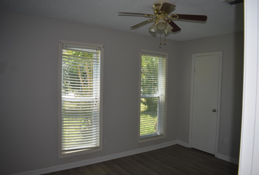 4300 BENNETT WOOD DR, Millington, Tennessee 38053, 4 Bedroom Bedrooms, 6 Room Rooms,2 BathroomBathrooms,Residential,For Sale,BENNETT WOOD,0,10222082