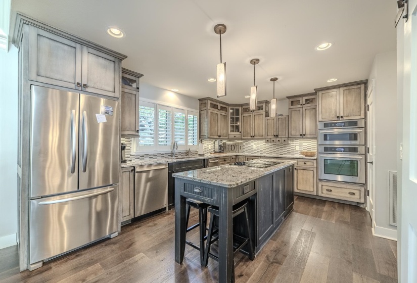 585 ISLAND VIEW DR, Counce, Tennessee 38326, 3 Bedroom Bedrooms, 10 Room Rooms,3 BathroomBathrooms,Residential,For Sale,ISLAND VIEW,0,10222083