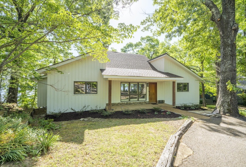 585 ISLAND VIEW DR, Counce, Tennessee 38326, 3 Bedroom Bedrooms, 10 Room Rooms,3 BathroomBathrooms,Residential,For Sale,ISLAND VIEW,0,10222083
