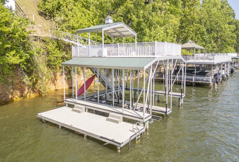 585 ISLAND VIEW DR, Counce, Tennessee 38326, 3 Bedroom Bedrooms, 10 Room Rooms,3 BathroomBathrooms,Residential,For Sale,ISLAND VIEW,0,10222083