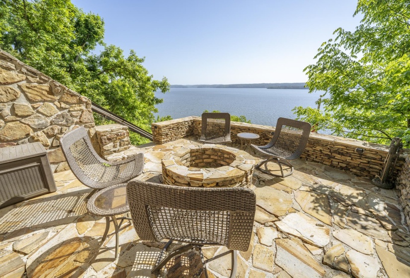 585 ISLAND VIEW DR, Counce, Tennessee 38326, 3 Bedroom Bedrooms, 10 Room Rooms,3 BathroomBathrooms,Residential,For Sale,ISLAND VIEW,0,10222083