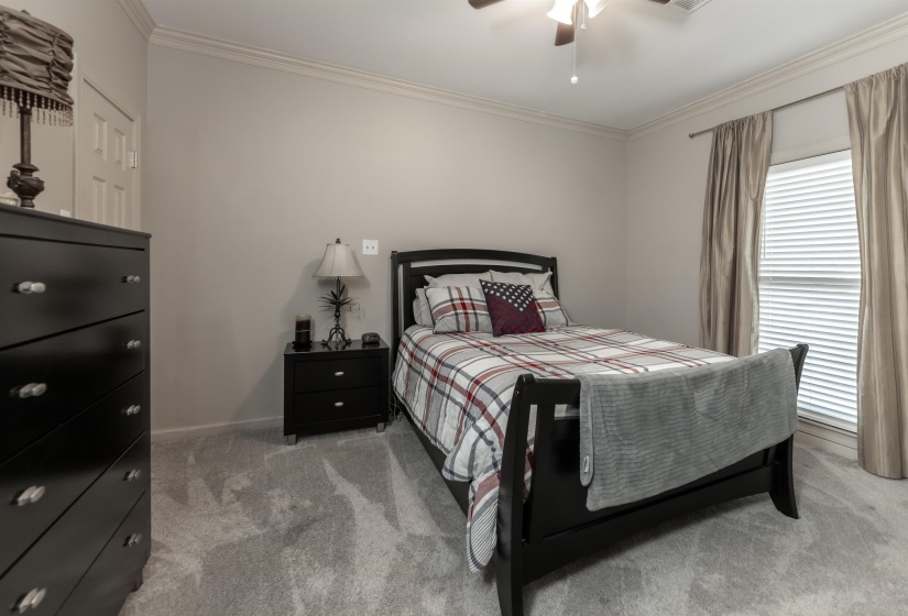 6710 KIRBY OAKS LN, Memphis, Tennessee 38119, 3 Bedroom Bedrooms, 6 Room Rooms,2.1 BathroomBathrooms,Residential,For Sale,KIRBY OAKS,0,10222085