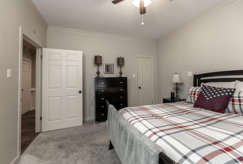 6710 KIRBY OAKS LN, Memphis, Tennessee 38119, 3 Bedroom Bedrooms, 6 Room Rooms,2.1 BathroomBathrooms,Residential,For Sale,KIRBY OAKS,0,10222085