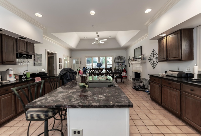 6710 KIRBY OAKS LN, Memphis, Tennessee 38119, 3 Bedroom Bedrooms, 6 Room Rooms,2.1 BathroomBathrooms,Residential,For Sale,KIRBY OAKS,0,10222085