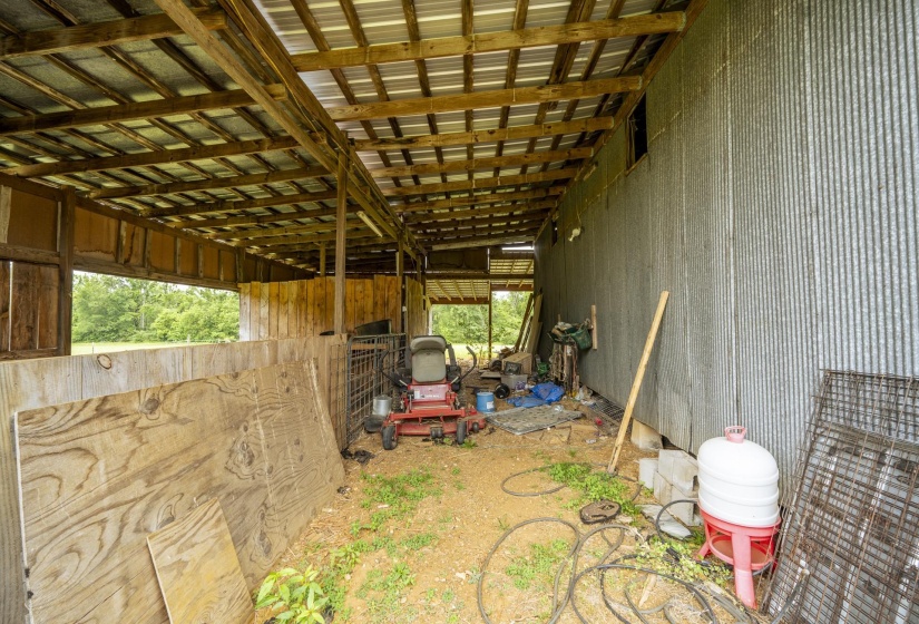 8809 22 HWY, Michie, Tennessee 38357, 3 Bedroom Bedrooms, 10 Room Rooms,2 BathroomBathrooms,Residential,For Sale,22,0,10222086