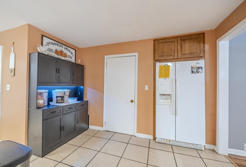 8809 22 HWY, Michie, Tennessee 38357, 3 Bedroom Bedrooms, 10 Room Rooms,2 BathroomBathrooms,Residential,For Sale,22,0,10222086