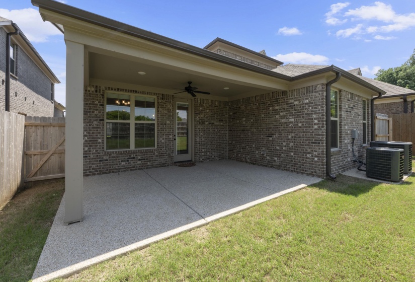 873 WINTER LEAF DR, Cordova, Tennessee 38018, 4 Bedroom Bedrooms, 7 Room Rooms,2.1 BathroomBathrooms,Residential,For Sale,WINTER LEAF,0,10222107