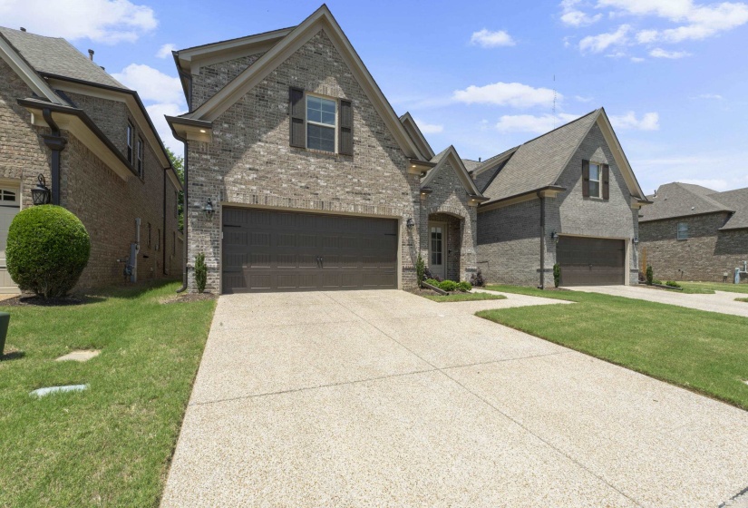 873 WINTER LEAF DR, Cordova, Tennessee 38018, 4 Bedroom Bedrooms, 7 Room Rooms,2.1 BathroomBathrooms,Residential,For Sale,WINTER LEAF,0,10222107