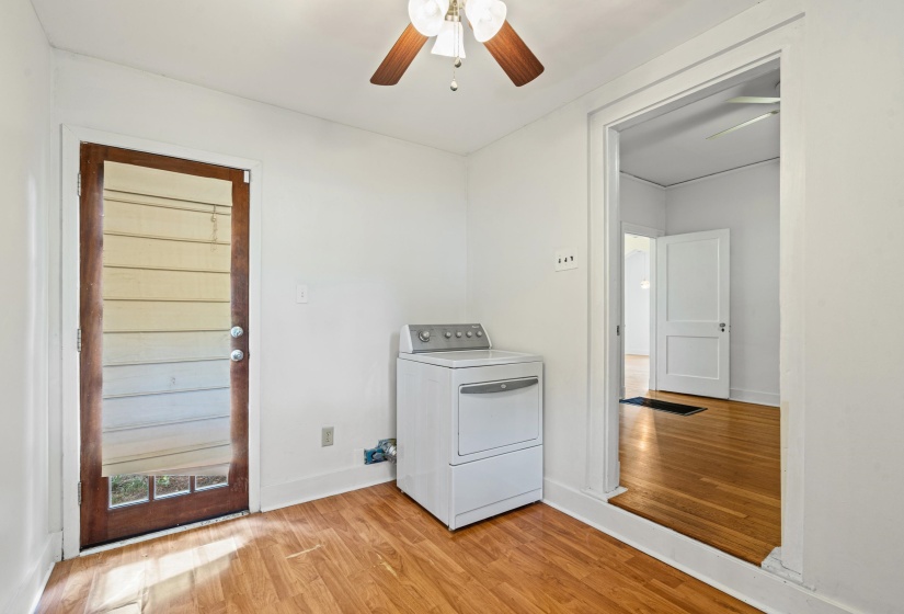 1818 MIGNON AVE, Memphis, Tennessee 38107, 2 Bedroom Bedrooms, 6 Room Rooms,2 BathroomBathrooms,Residential,For Sale,MIGNON,0,10222112