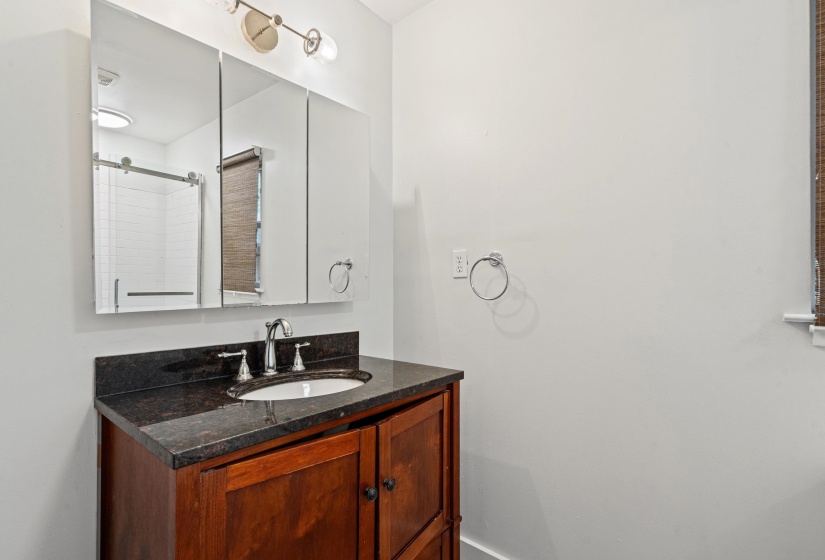 1818 MIGNON AVE, Memphis, Tennessee 38107, 2 Bedroom Bedrooms, 6 Room Rooms,2 BathroomBathrooms,Residential,For Sale,MIGNON,0,10222112