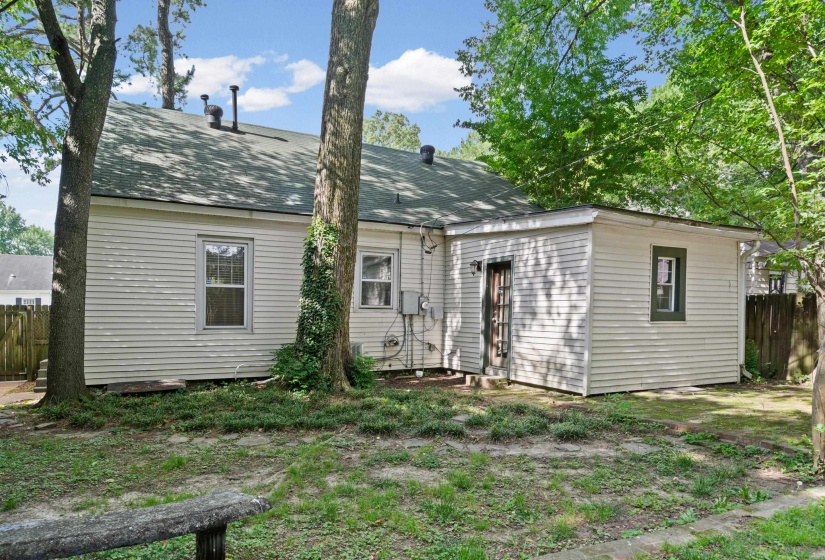 1818 MIGNON AVE, Memphis, Tennessee 38107, 2 Bedroom Bedrooms, 6 Room Rooms,2 BathroomBathrooms,Residential,For Sale,MIGNON,0,10222112