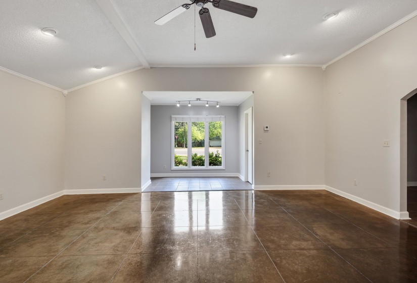 219 ROSE RD, Memphis, Tennessee 38117, 3 Bedroom Bedrooms, 8 Room Rooms,2.1 BathroomBathrooms,Residential,For Sale,ROSE,0,10222113