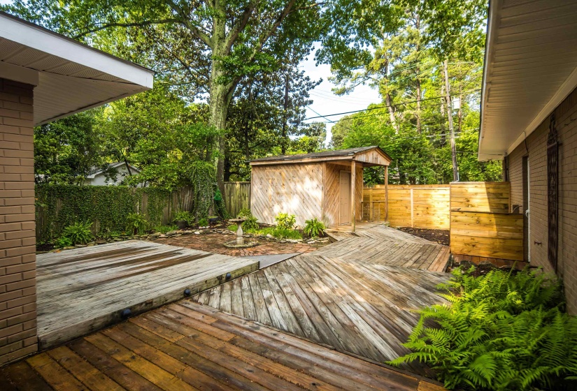219 ROSE RD, Memphis, Tennessee 38117, 3 Bedroom Bedrooms, 8 Room Rooms,2.1 BathroomBathrooms,Residential,For Sale,ROSE,0,10222113