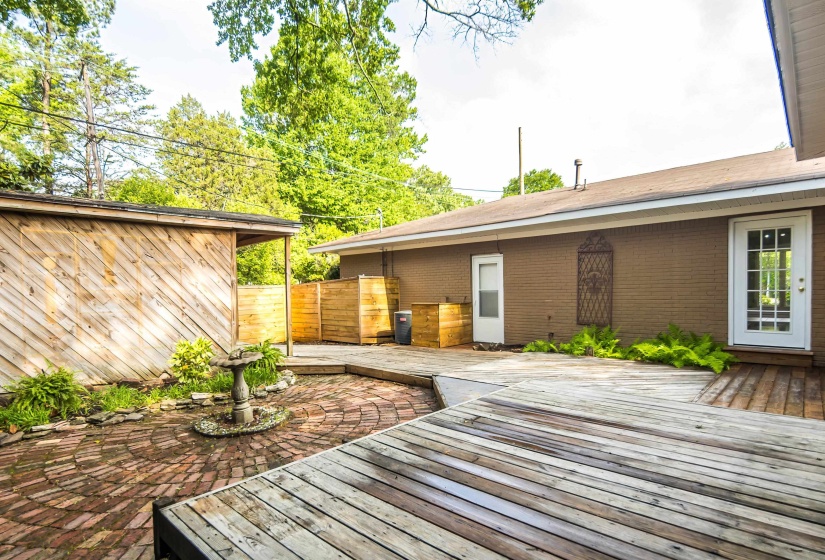 219 ROSE RD, Memphis, Tennessee 38117, 3 Bedroom Bedrooms, 8 Room Rooms,2.1 BathroomBathrooms,Residential,For Sale,ROSE,0,10222113