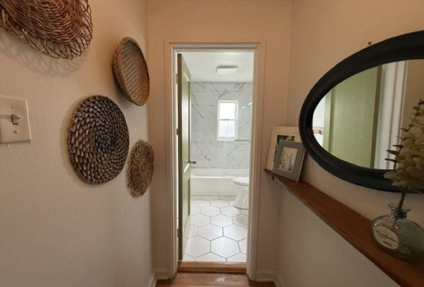 3001 WALNUT GROVE RD, Memphis, Tennessee 38111, 2 Bedrooms Bedrooms, 5 Rooms Rooms,1 BathroomBathrooms,Residential,For Sale,WALNUT GROVE,10222115