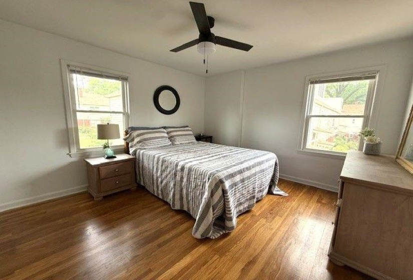 3001 WALNUT GROVE RD, Memphis, Tennessee 38111, 2 Bedrooms Bedrooms, 5 Rooms Rooms,1 BathroomBathrooms,Residential,For Sale,WALNUT GROVE,10222115