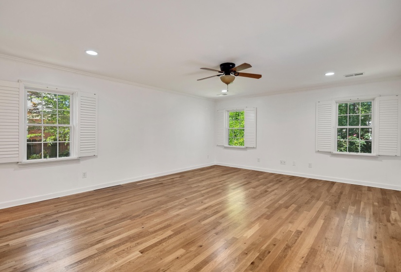 2243 GLENALDEN DR, Germantown, Tennessee 38139, 5 Bedroom Bedrooms, 12 Room Rooms,4.1 BathroomBathrooms,Residential,For Sale,GLENALDEN,0,10222129