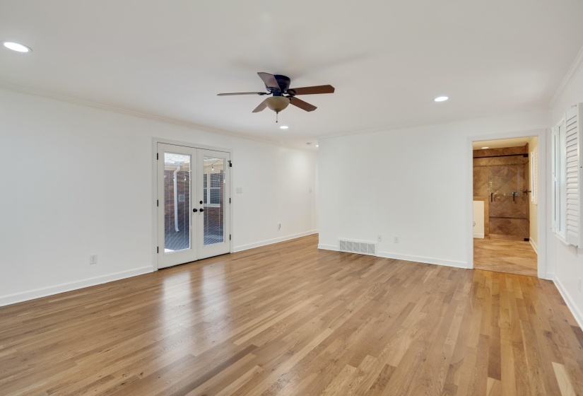 2243 GLENALDEN DR, Germantown, Tennessee 38139, 5 Bedroom Bedrooms, 12 Room Rooms,4.1 BathroomBathrooms,Residential,For Sale,GLENALDEN,0,10222129