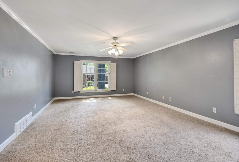 2243 GLENALDEN DR, Germantown, Tennessee 38139, 5 Bedroom Bedrooms, 12 Room Rooms,4.1 BathroomBathrooms,Residential,For Sale,GLENALDEN,0,10222129