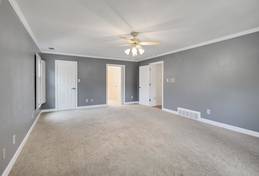 2243 GLENALDEN DR, Germantown, Tennessee 38139, 5 Bedroom Bedrooms, 12 Room Rooms,4.1 BathroomBathrooms,Residential,For Sale,GLENALDEN,0,10222129