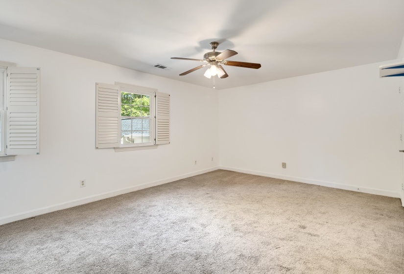 2243 GLENALDEN DR, Germantown, Tennessee 38139, 5 Bedroom Bedrooms, 12 Room Rooms,4.1 BathroomBathrooms,Residential,For Sale,GLENALDEN,0,10222129